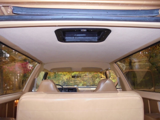 1987 Dodge Ramcharger - photo 7
