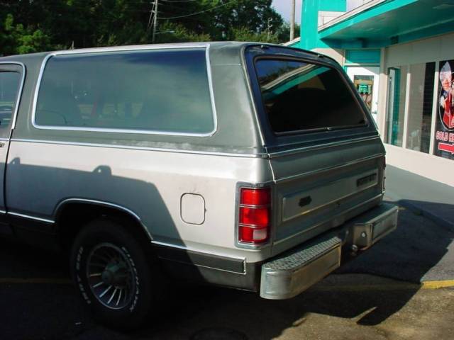 1987 Dodge Ramcharger SLT - photo 3