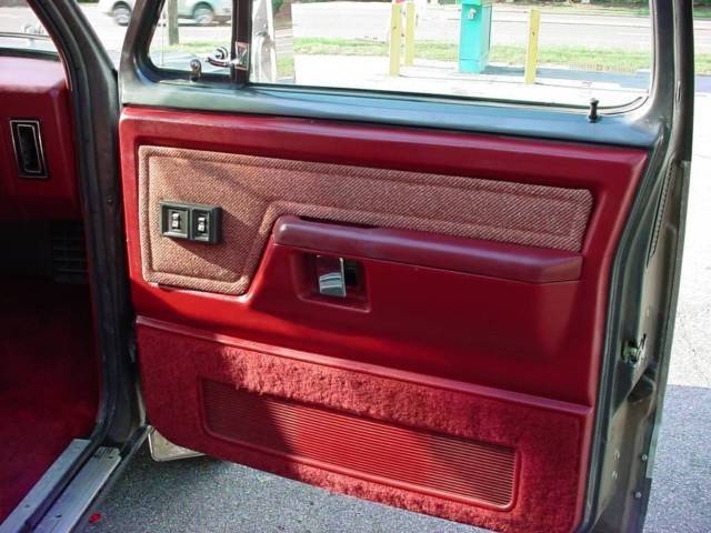 1987 Dodge Ramcharger SLT - photo 8