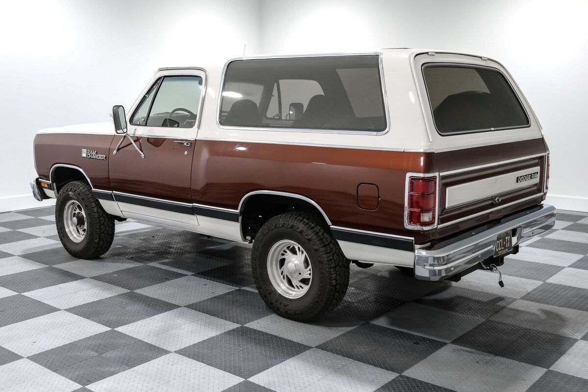 1987 Dodge Ramcharger - photo 5