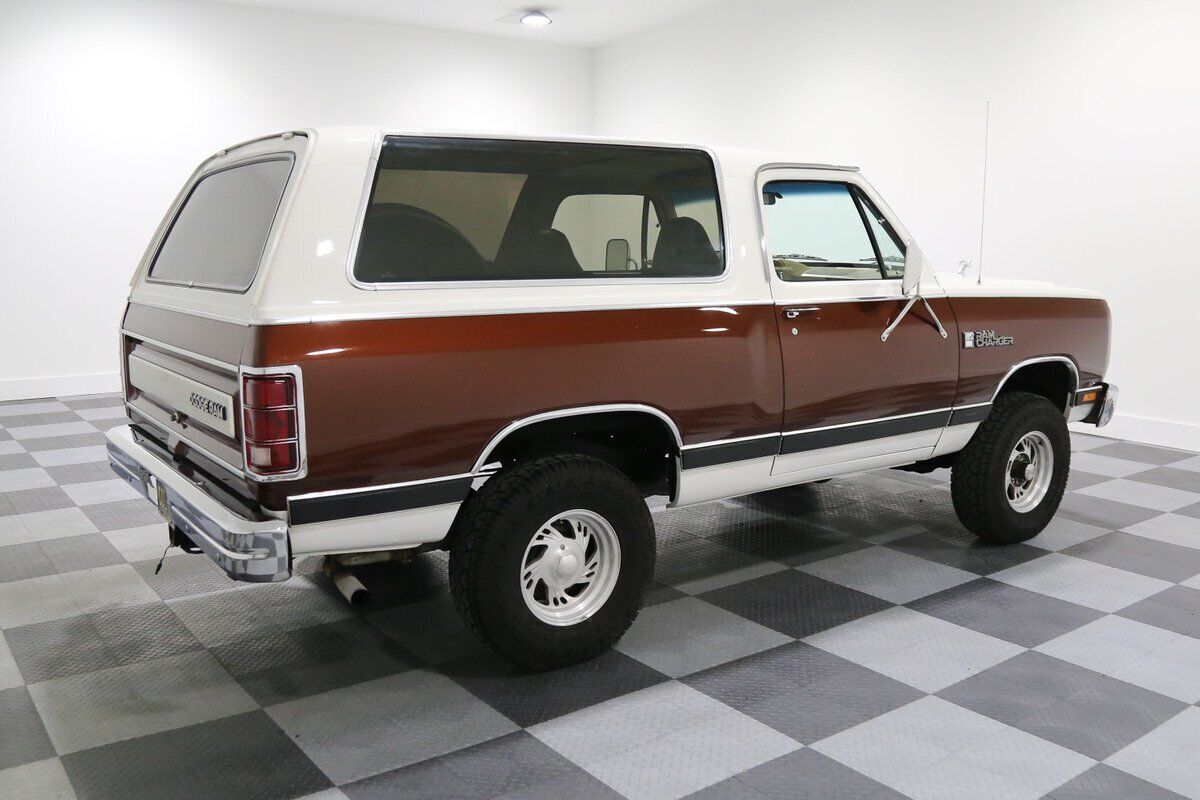 1987 Dodge Ramcharger - photo 7