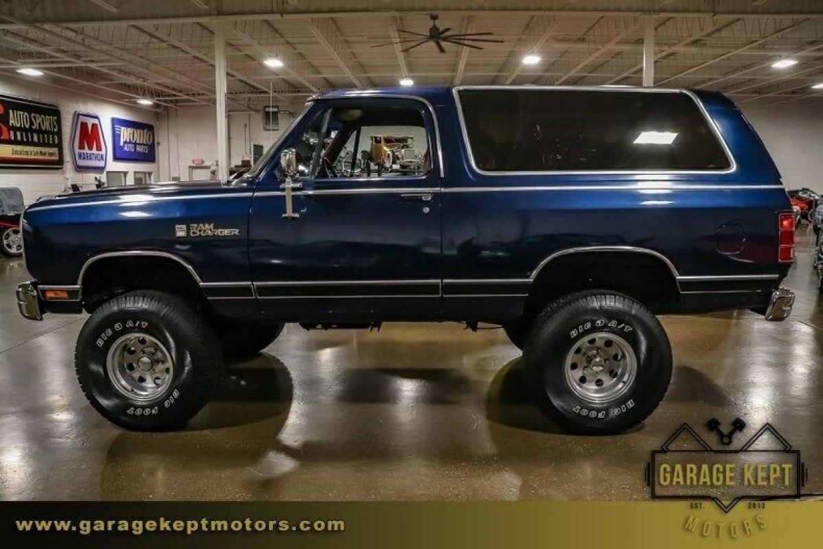 1987 Dodge Ramcharger AW-100 - photo 12
