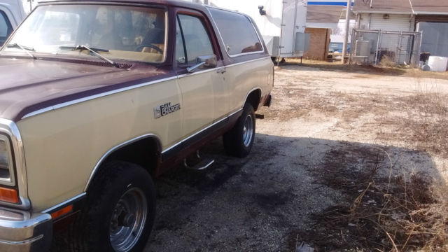 1987 Dodge Ramcharger - photo 2