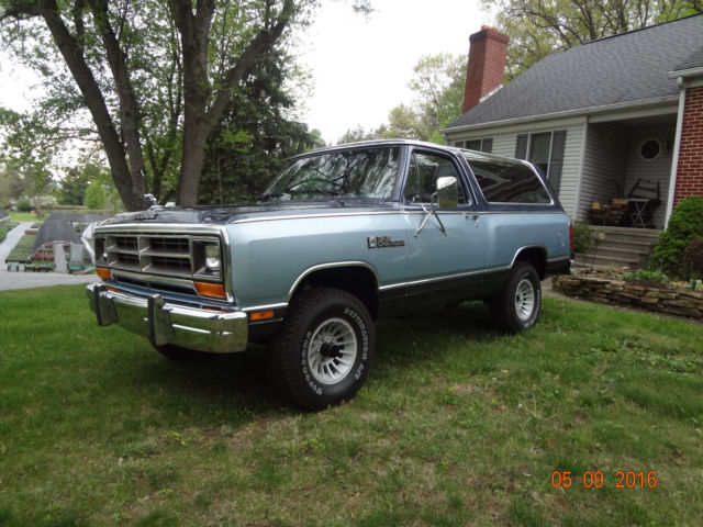 1987 Dodge Ramcharger Deluxe - photo 2