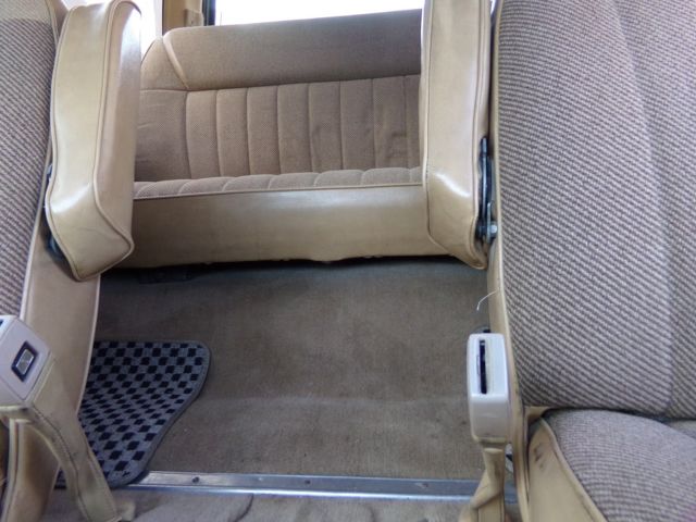 1987 Dodge Ramcharger - photo 13