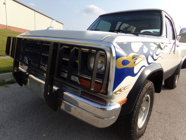 1987 Dodge Ramcharger - photo 8