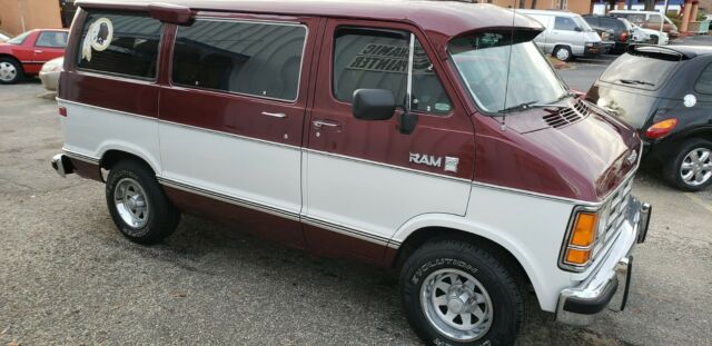 1987 Dodge SPORTSMAN SHORT VAN - photo 8