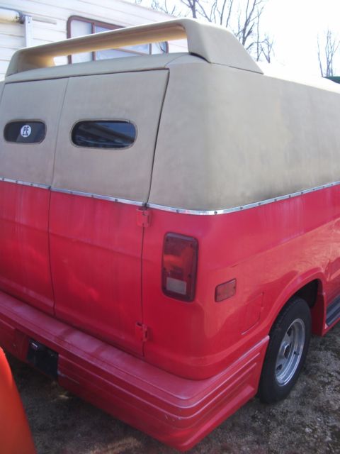1987 Dodge Ram Van - photo 4