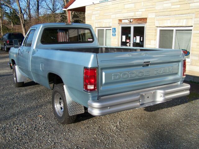 1987 Dodge Other Pickups Pick-Up 4X4 - photo 5