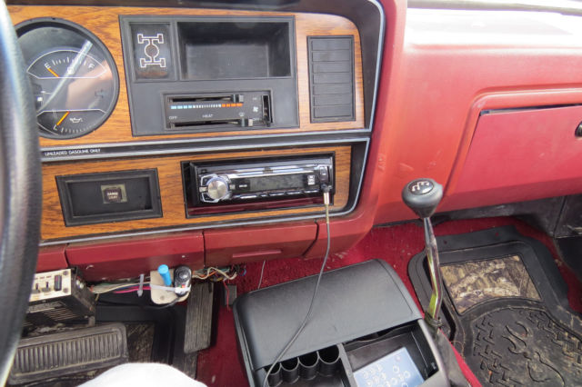 1987 Dodge w100 - photo 11