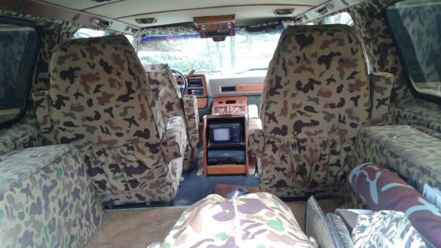 1987 GMC Suburban - photo 2