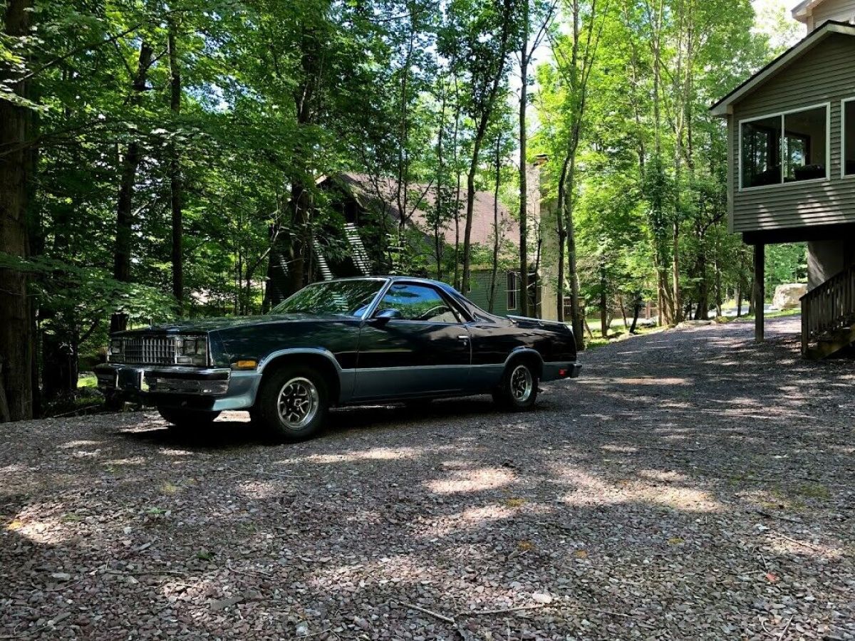 1987 GMC Suburban - photo 2