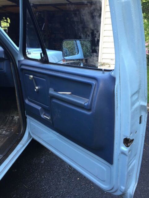 1987 Ford F-350 - photo 8