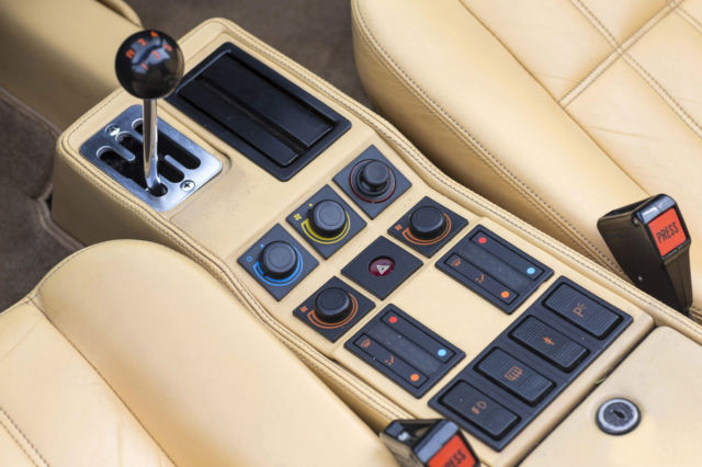 1987 Ferrari 328 GTS - photo 3