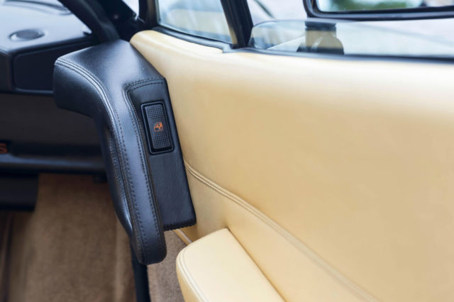 1987 Ferrari 328 GTS - photo 7