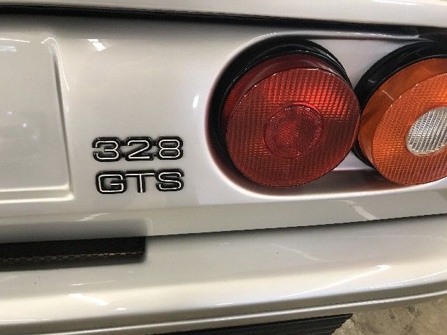 1987 Ferrari 328 GTS - photo 6