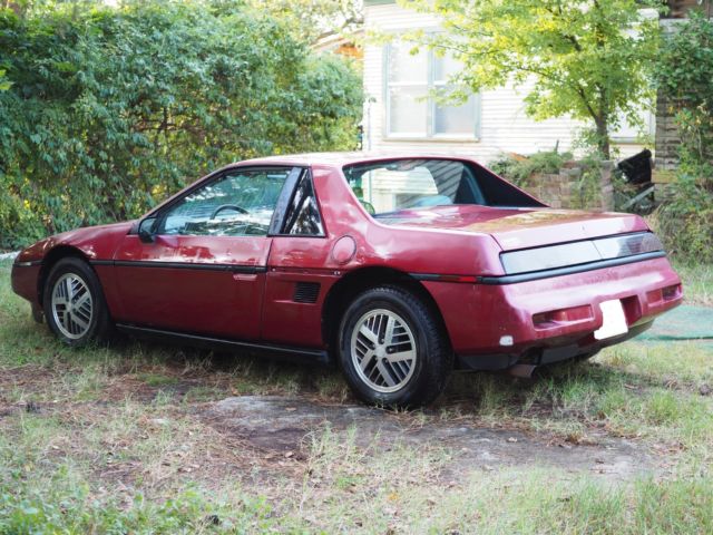 1987 Pontiac Fiero - photo 7