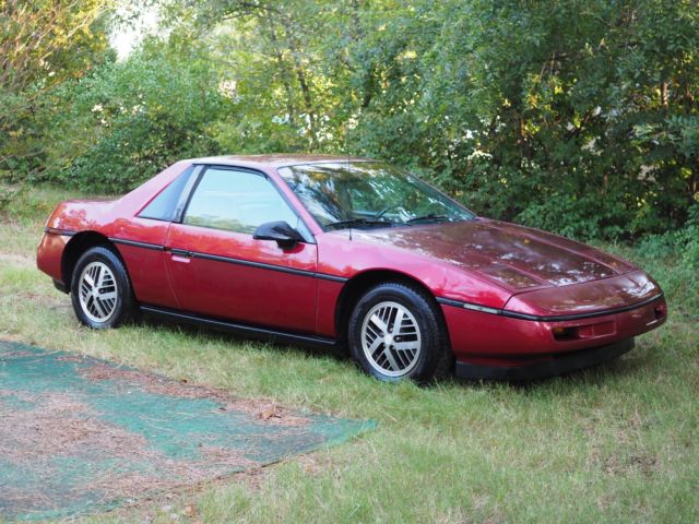 1987 Pontiac Fiero - photo 8