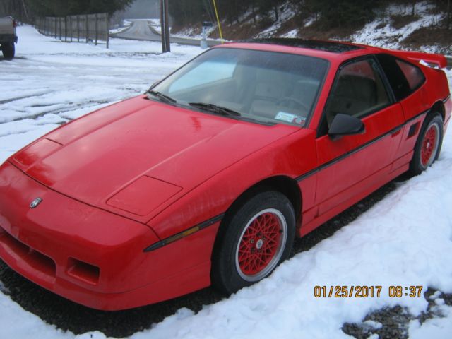 1987 Pontiac Fiero - photo 3