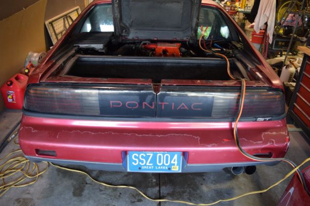 1987 Pontiac Fiero GT - photo 2