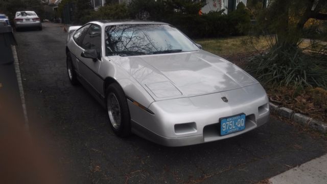 1987 Pontiac Fiero GT - photo 3