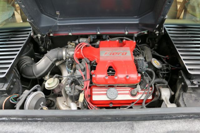 1987 Pontiac Fiero - photo 11
