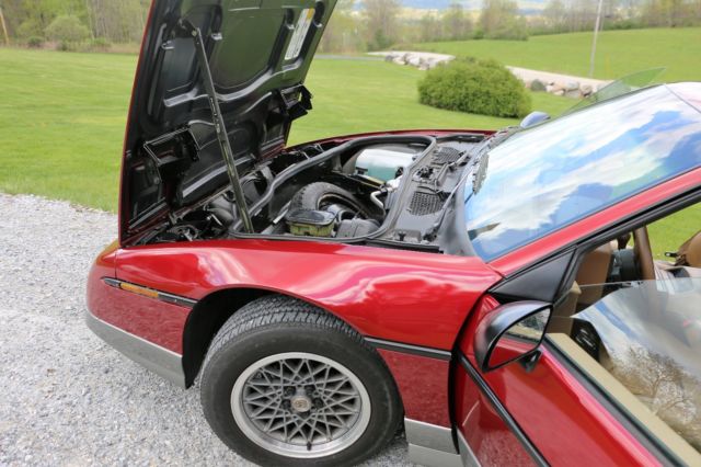 1987 Pontiac Fiero - photo 13