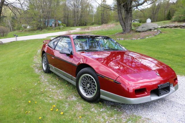 1987 Pontiac Fiero - photo 7
