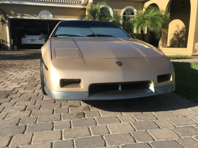 1987 Pontiac Fiero GT - photo 3
