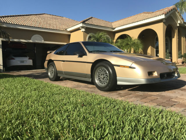 1987 Pontiac Fiero GT - photo 7