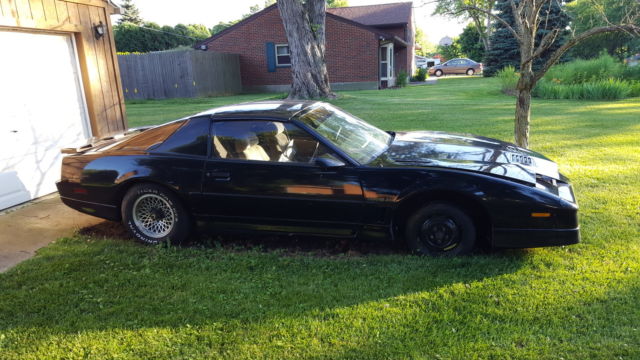 1987 Pontiac Firebird Trans Am - photo 2