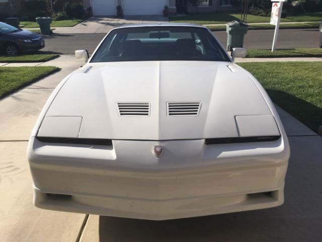1987 Pontiac Trans Am GTA PACKAGE - photo 3