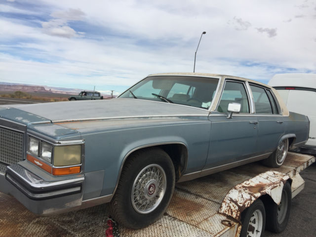 1987 Cadillac Brougham - photo 2