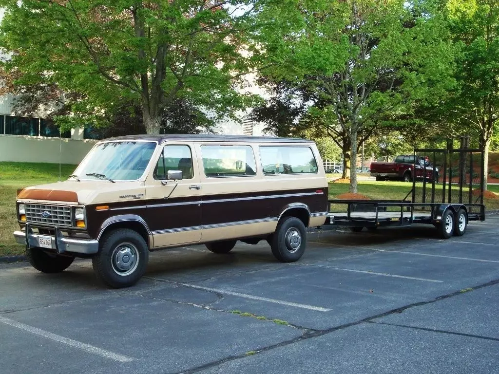 1987 Ford 1 ton window van
