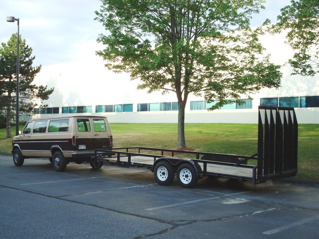 1987 Ford 1 ton window van - photo 3