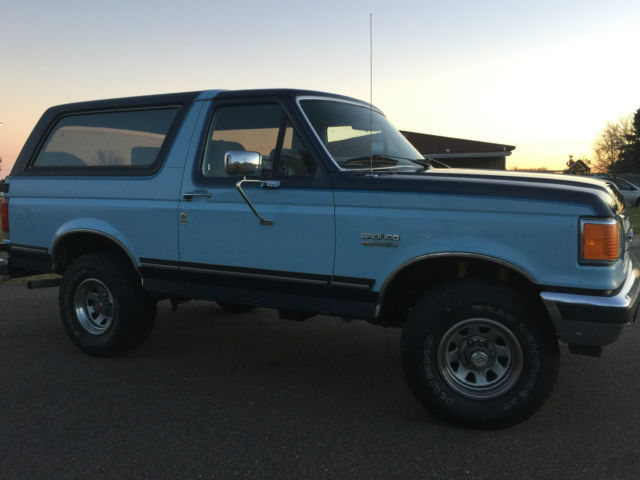 1987 Ford Bronco XLT - photo 2