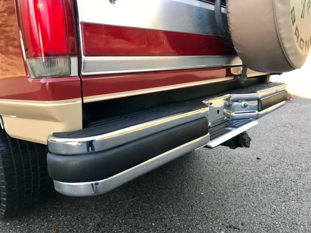 1987 Ford Bronco Eddie Bauer 4x4 2 Owner 100% Rust Free Survivor - photo 12