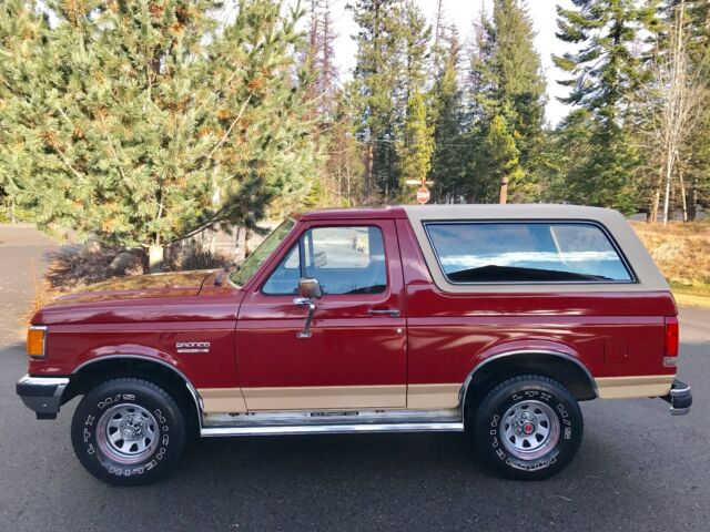 1987 Ford Bronco Eddie Bauer 4x4 2 Owner 100% Rust Free Survivor - photo 2
