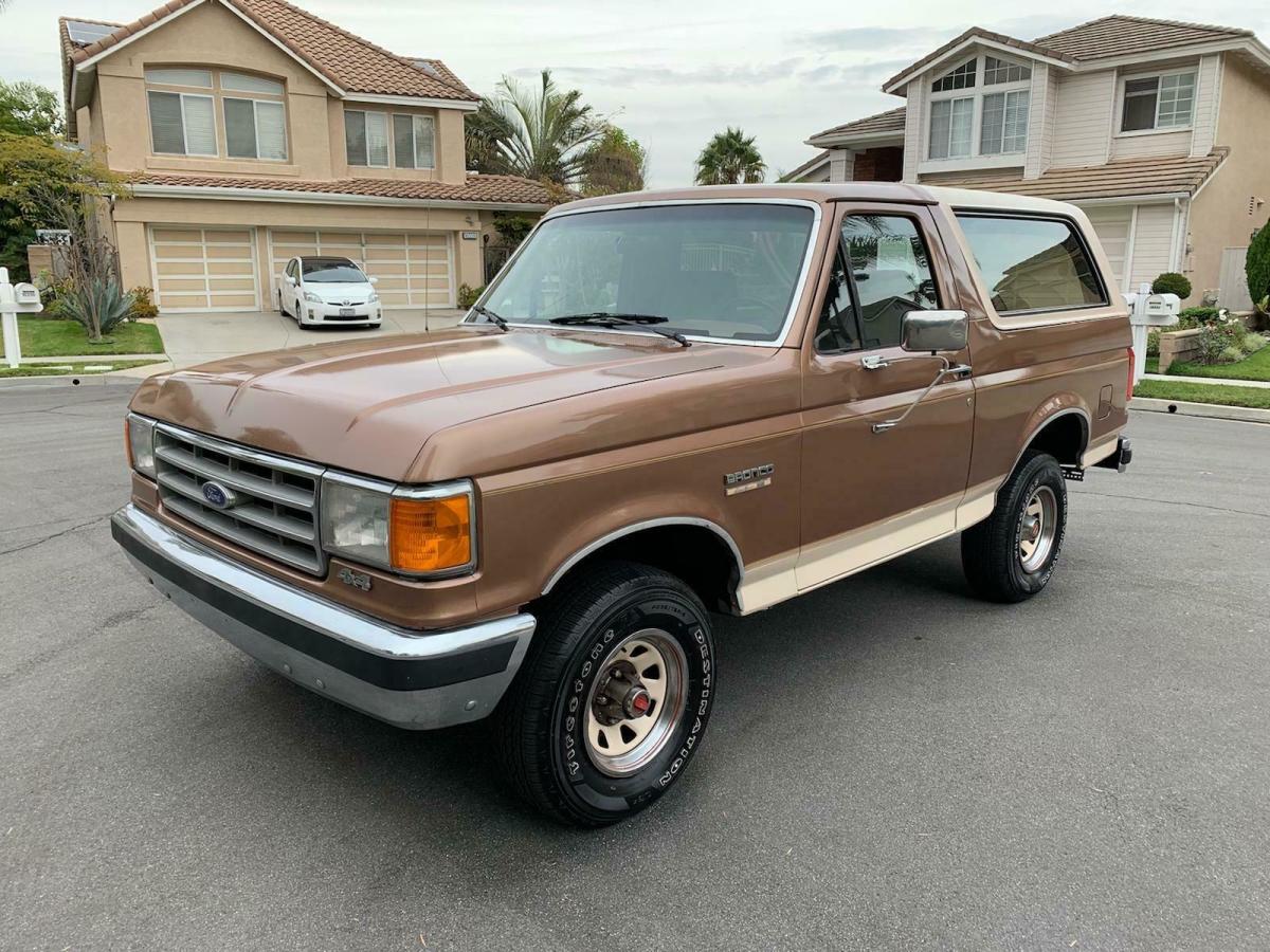 1987 Ford Bronco EDDIE BAUER 4X4 81K ORIGINAL MILES V8 2 OWNERS - photo 2