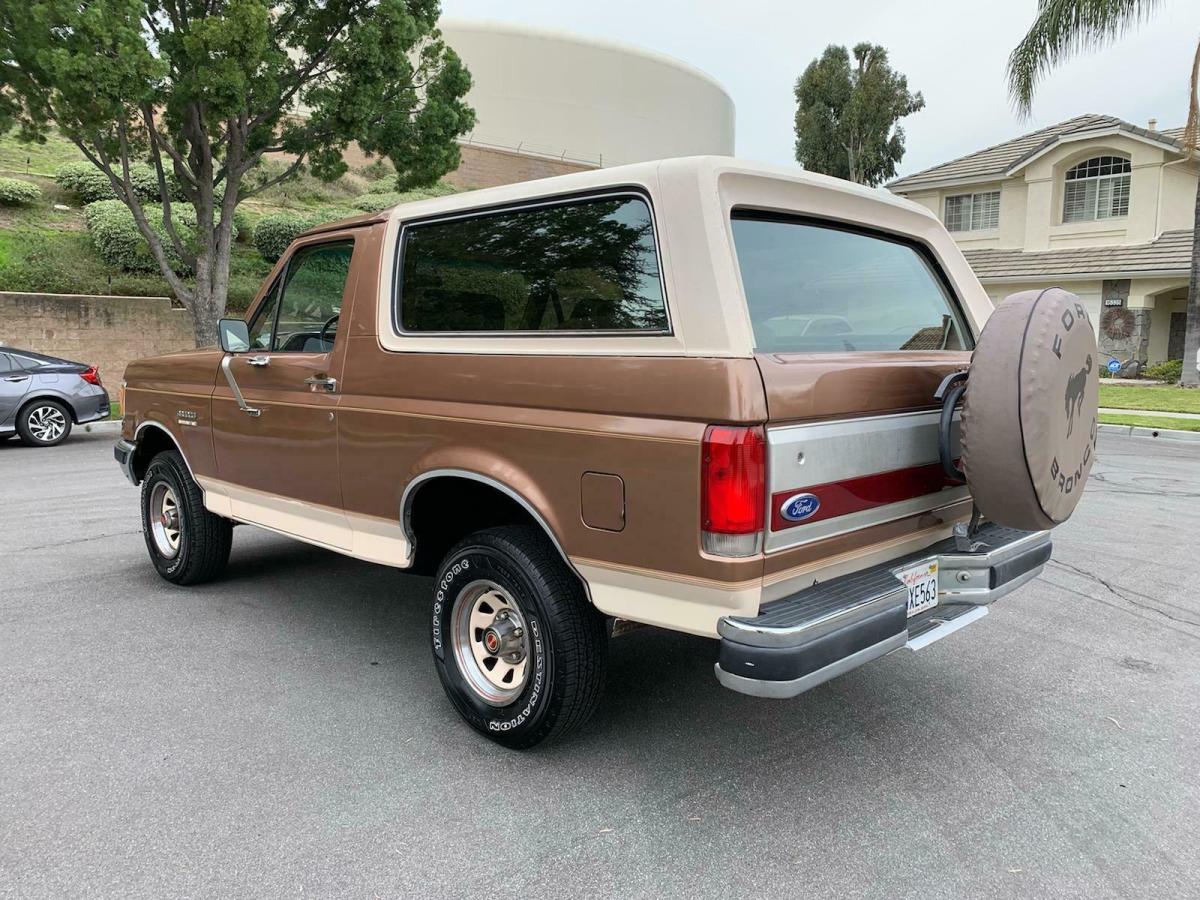 1987 Ford Bronco EDDIE BAUER 4X4 81K ORIGINAL MILES V8 2 OWNERS - photo 3
