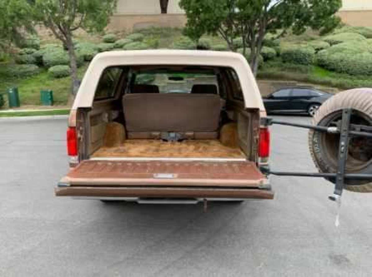 1987 Ford Bronco EDDIE BAUER 4X4 81K ORIGINAL MILES V8 2 OWNERS - photo 5