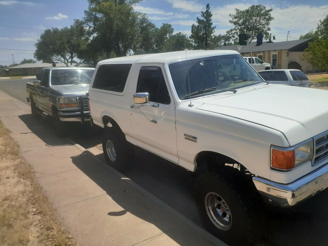 1987 Ford Bronco - photo 2