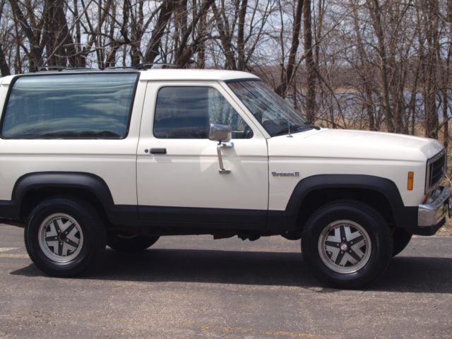 1987 Ford Bronco II One Owner 4x4 5-speed Extra Clean SW Truck No Reserve NR 1987 Ford Bronco II XL