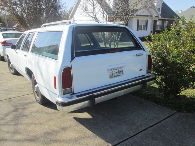 1987 Ford station wagon - photo 4