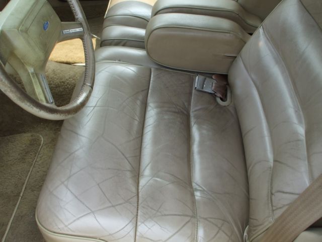 1987 Ford COUNTRY SQUIRE STATION WAGON - photo 13