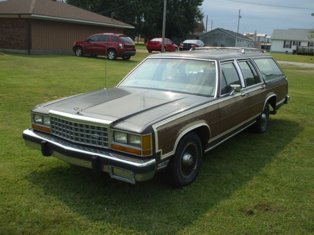 1987 Ford COUNTRY SQUIRE STATION WAGON - photo 4