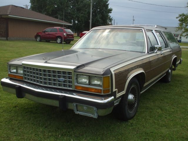1987 Ford COUNTRY SQUIRE STATION WAGON - photo 7