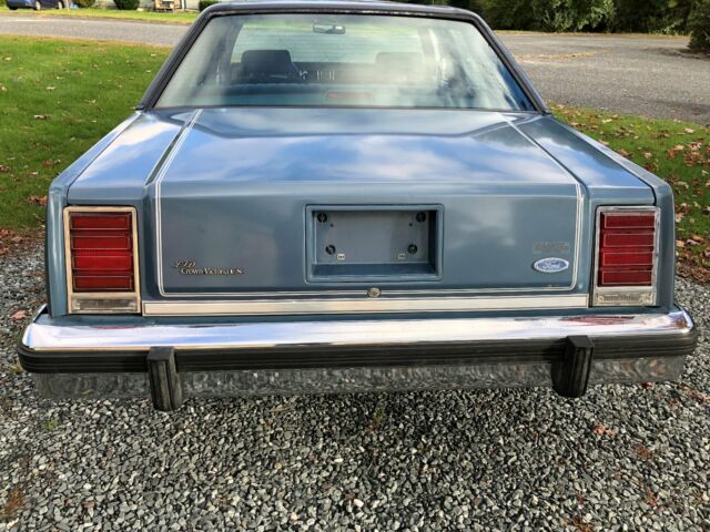 1987 Ford Crown Victoria LX - photo 5