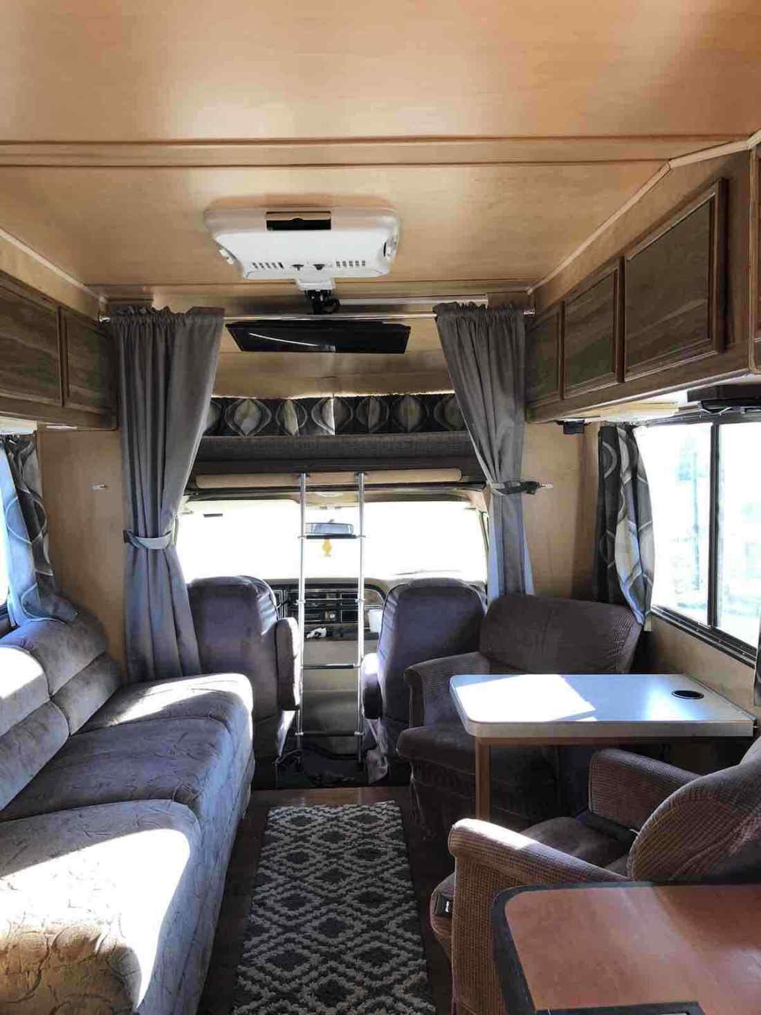 1987 Ford E-350 Econoline E350 fleetwood Jamboree - photo 9