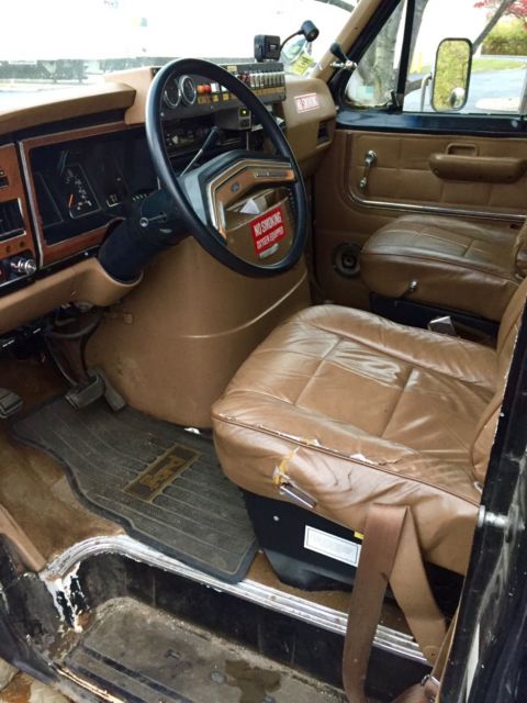 1987 Ford E-Series Van - photo 9